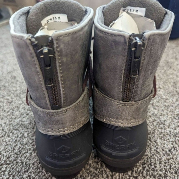 SPERRYs - Picture 3 of 3